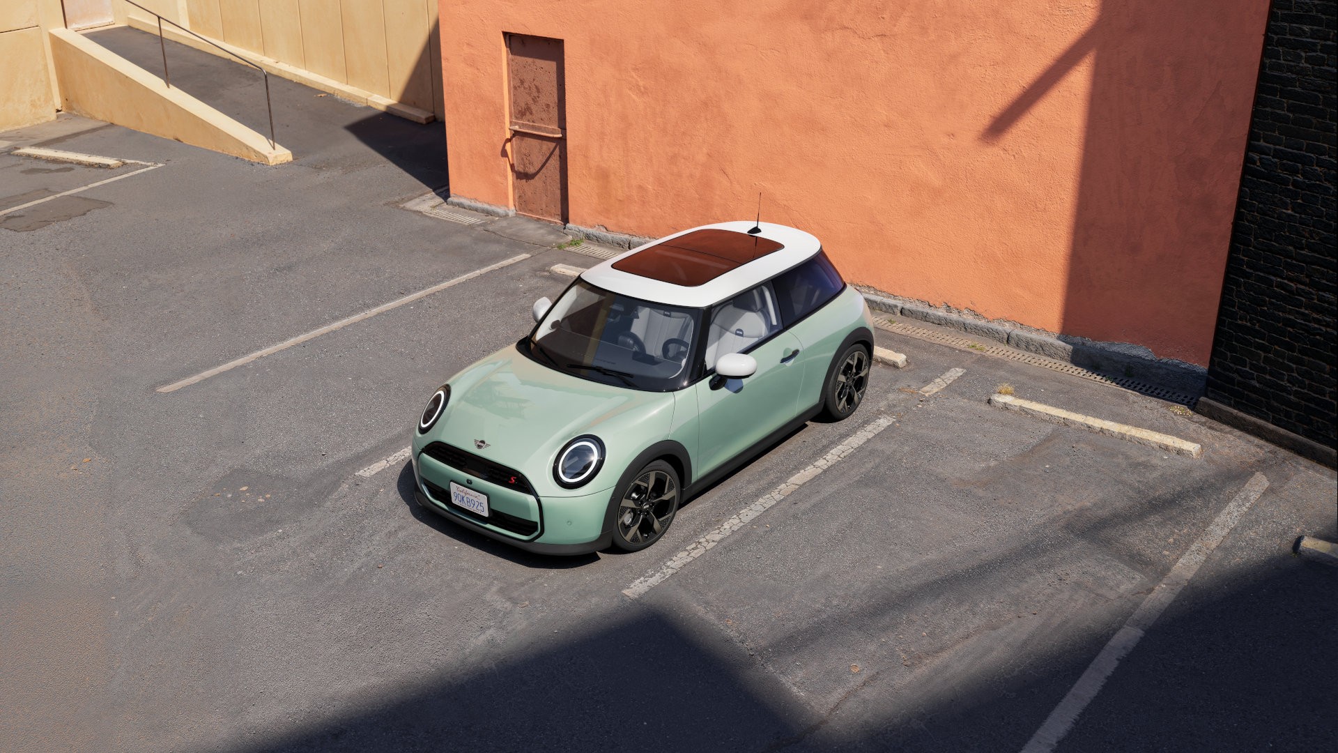 Mini Cooper.
